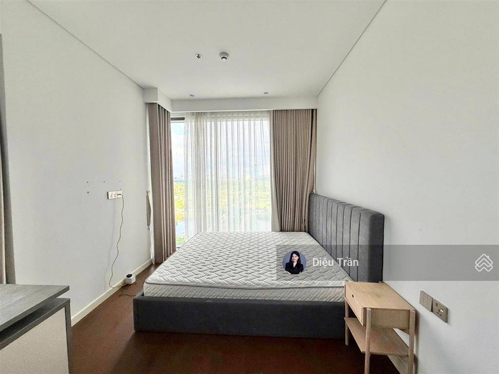 Cho thuê căn hộ 2pn diện tích lớn, căn góc 2 mặt view cực thoáng 55tr/tháng