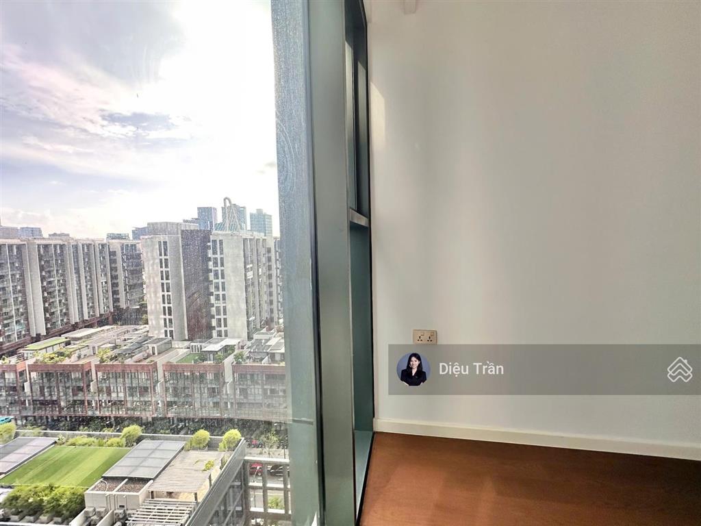 Bán gấp căn 2pn giá giảm đáy toàn thị trường tại the crest 21 tỷ