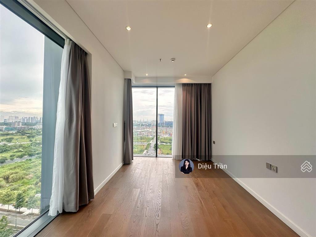 The crest cho thuê căn hộ 2pn, vị trí góc view cực thoáng từ các phòng, nội thất cơ bản 45tr/tháng