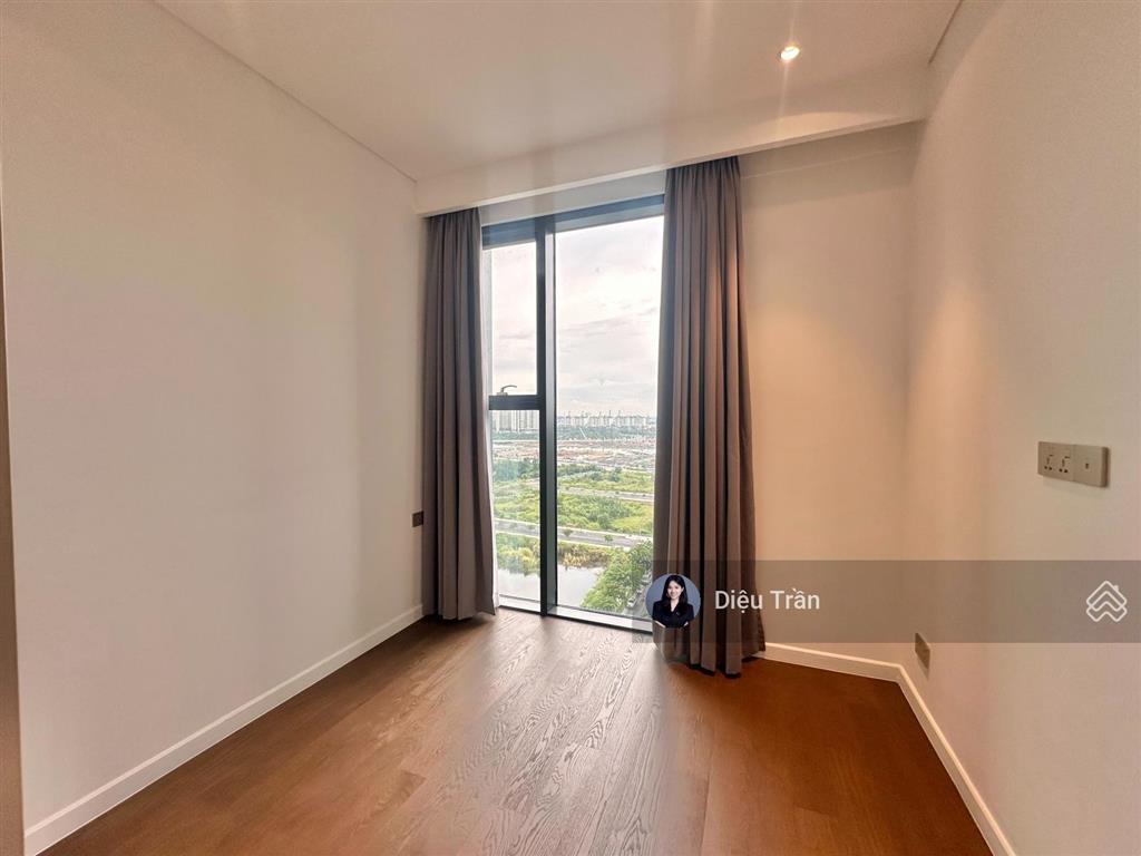 The crest cho thuê căn hộ 2pn, vị trí góc view cực thoáng từ các phòng, nội thất cơ bản 45tr/tháng
