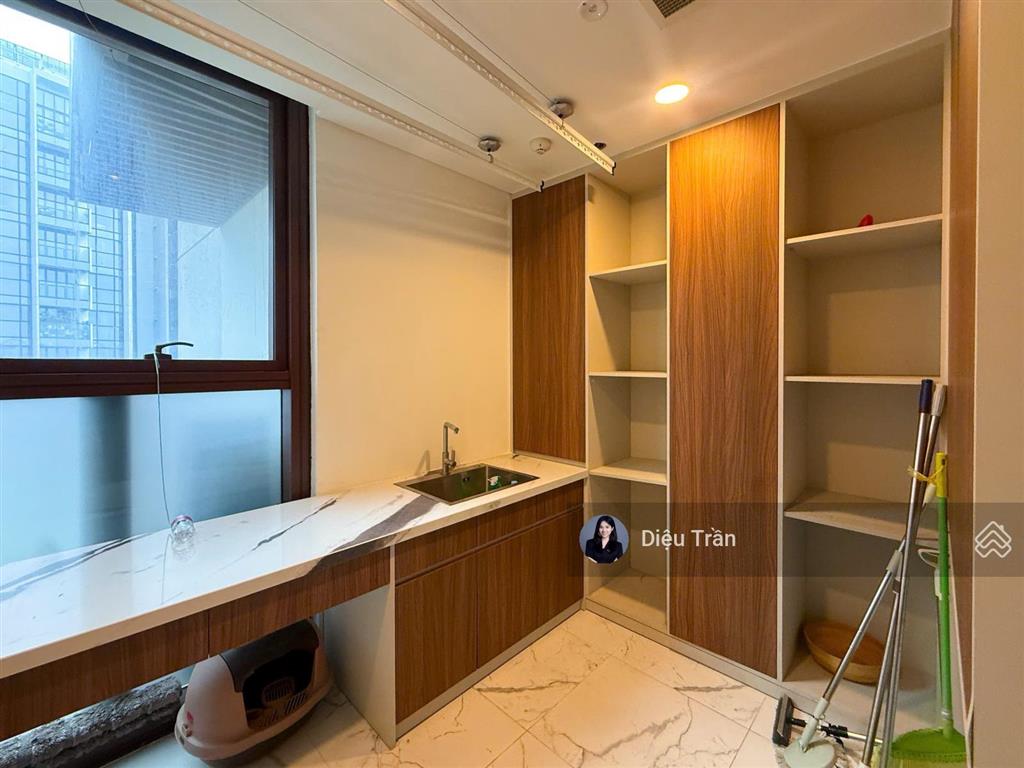 The galleria cho thuê căn hộ 4pn đã sửa layout thành 3pn cực rộng, giá 100tr/tháng