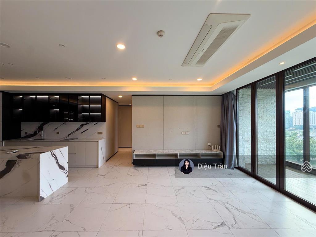 The galleria cho thuê căn hộ 4pn đã sửa layout thành 3pn cực rộng, giá 100tr/tháng