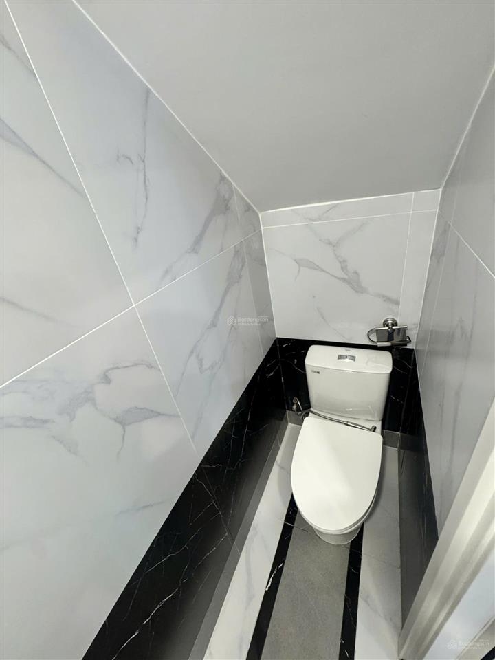 Giảm mạnh 1 tỷ nhà 4t, góc 3mt nhà mới đẹp, dt5x10m, khu tk trần hưng đạo giá 15,2 tỷ