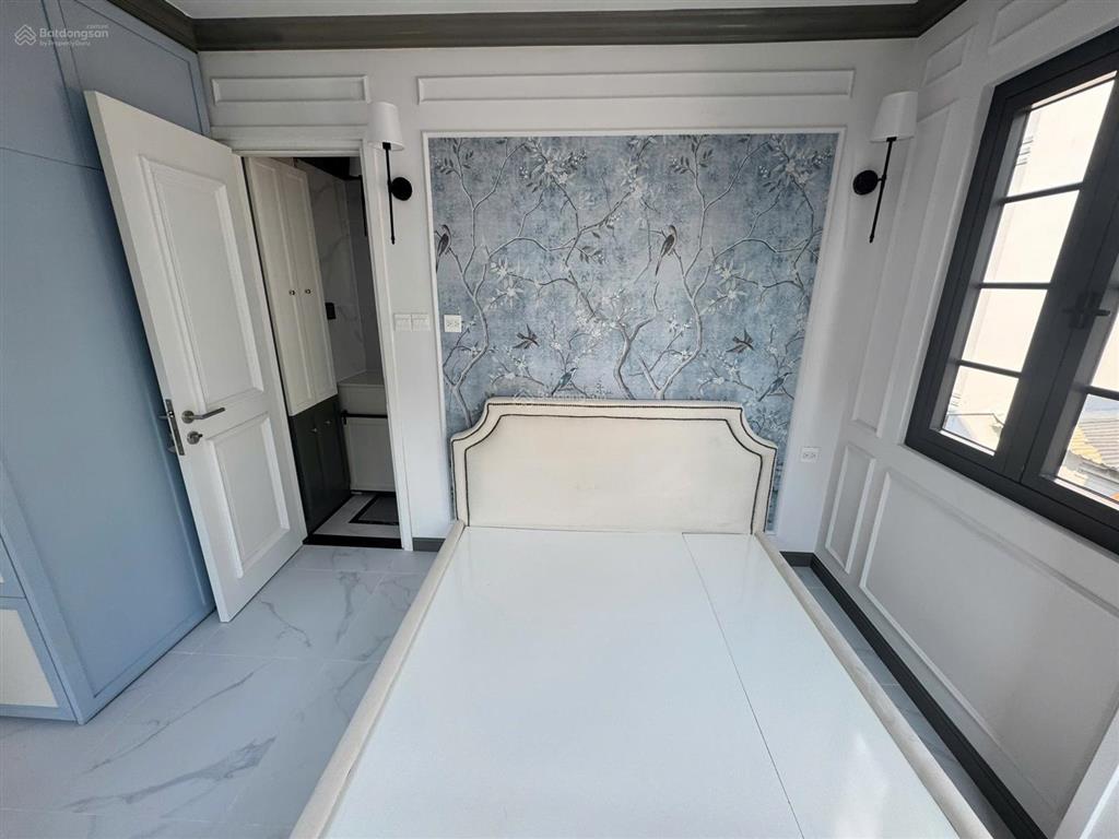 Giảm mạnh 1 tỷ nhà 4t, góc 3mt nhà mới đẹp, dt5x10m, khu tk trần hưng đạo giá 15,2 tỷ