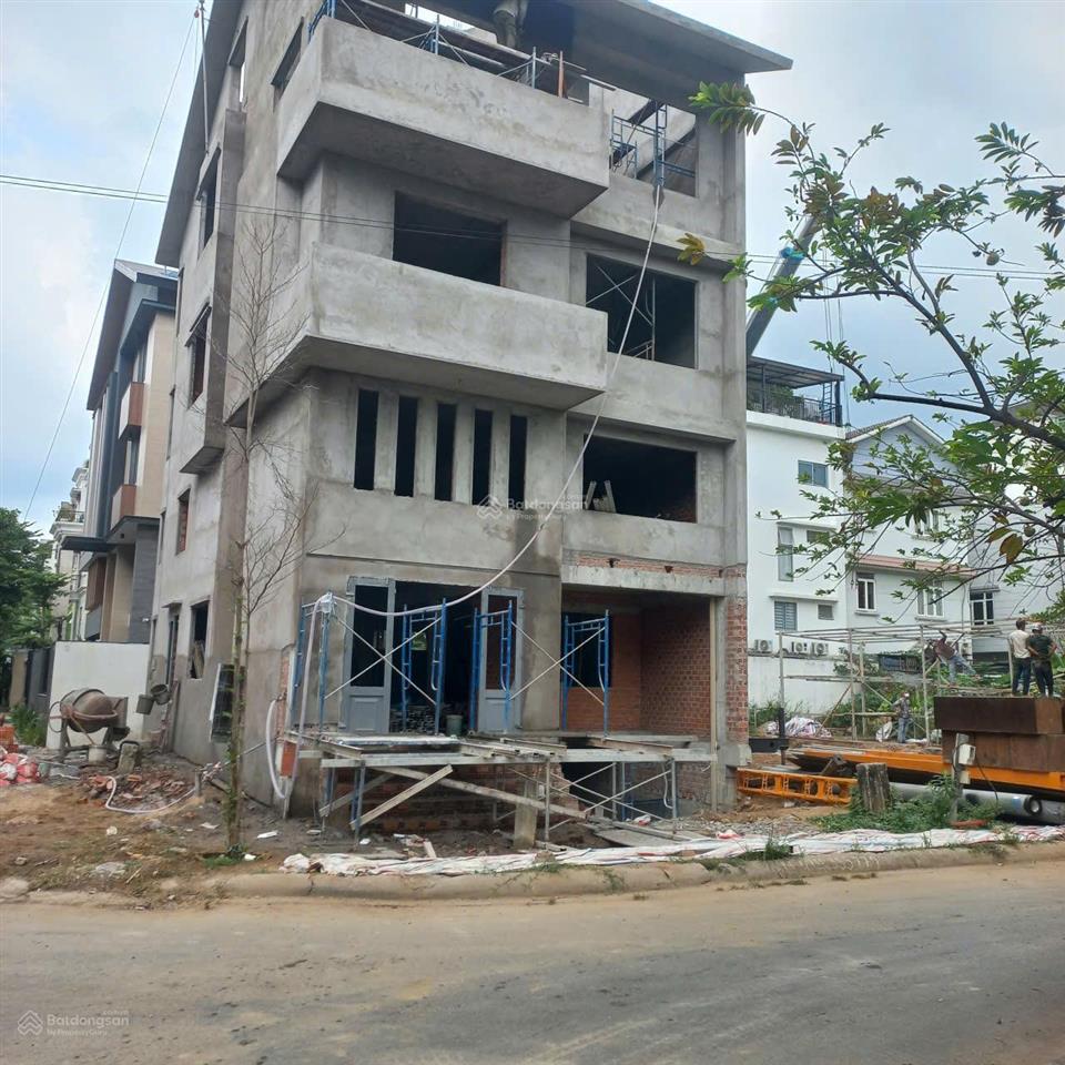 Cho thuê góc 2mt thạnh mỹ lợi  hầm 5 tầng  văn phòng mới 600m2