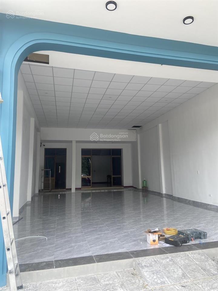 Cho thuê nhà nguyên căn mặt tiền đường nguyễn lương bằng  liên chiểu. dt  210 m²