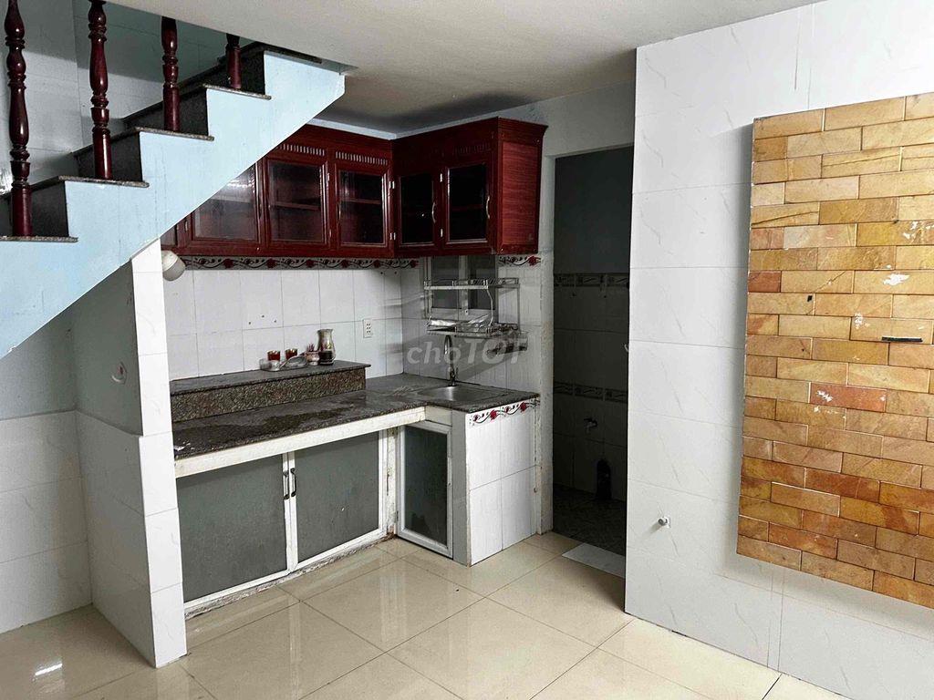 Cho thuê nhà 1 gác gần trường Lê Văn Thọ