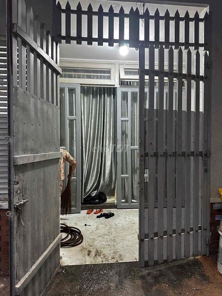 Cho thuê nhà 1 gác gần trường Lê Văn Thọ