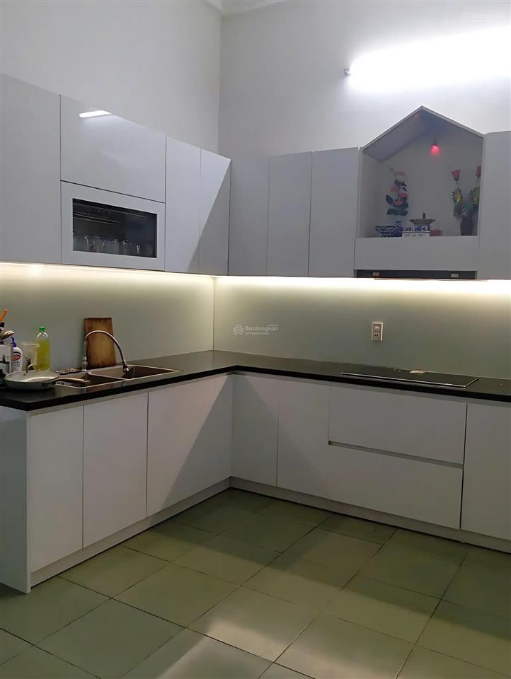 Nhà 2 tầng mặt tiền đường lê đại hành gần chợ tây lộc