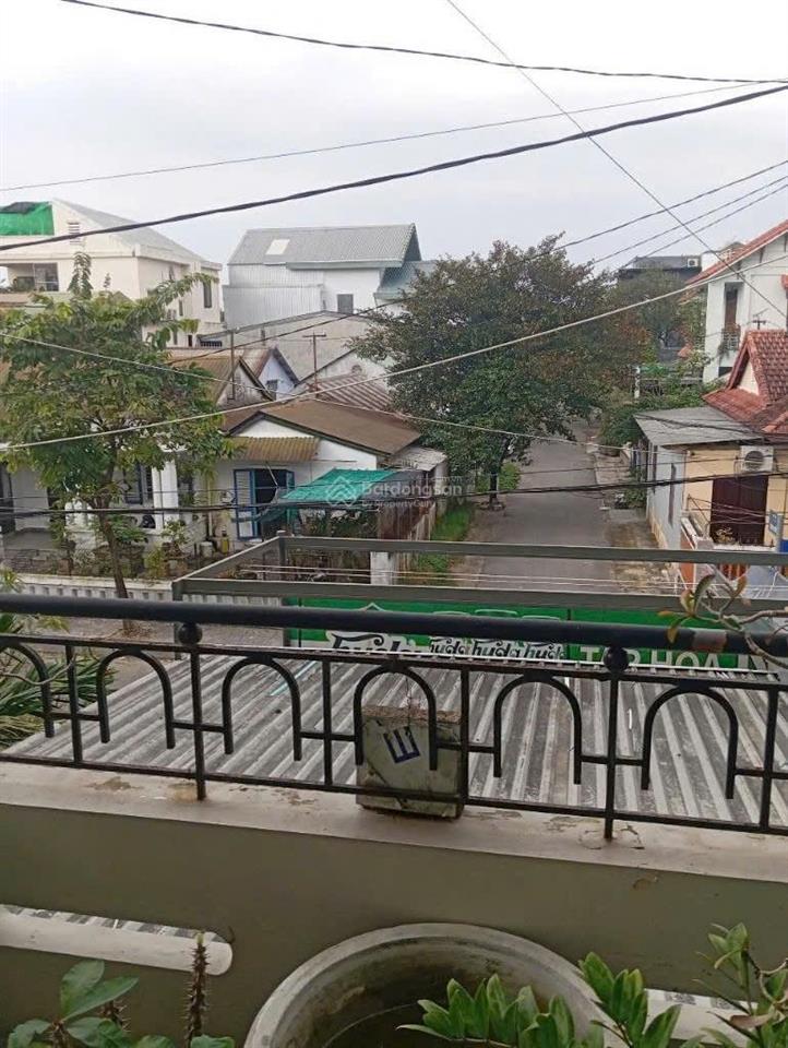 Nhà 2 tầng mặt tiền đường lê đại hành gần chợ tây lộc