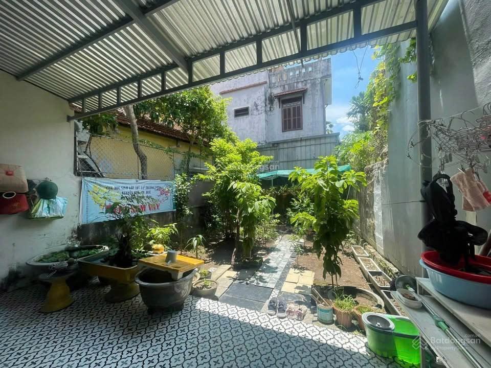 Nhà 2 tầng mặt tiền đường lê đại hành gần chợ tây lộc