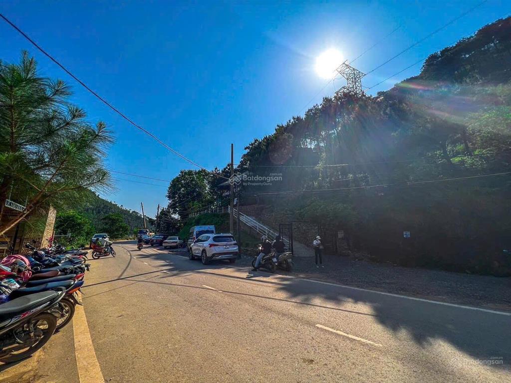 Cần chuyển nhượng khu nghỉ dưỡng sổ đỏ tại sân golf minh trí hà nội view mặt hồ diện tích 7740m2