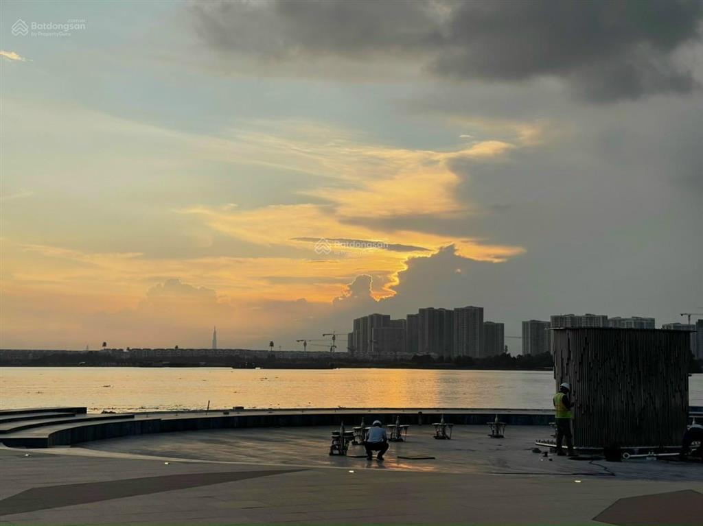 Em là môi giới  khách cũ có ký gửi một số nền giá rẻ tại long hưng khu 45, gọi em gửi vị trí ạ!