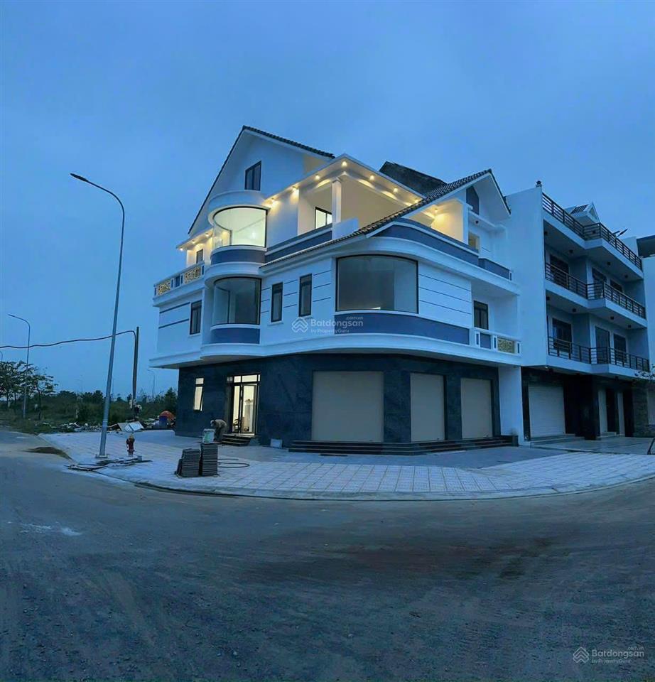 Em là môi giới  khách cũ có ký gửi nền giá rẻ tại long hưng khu 4  5, gọi em gửi vị trí ạ
