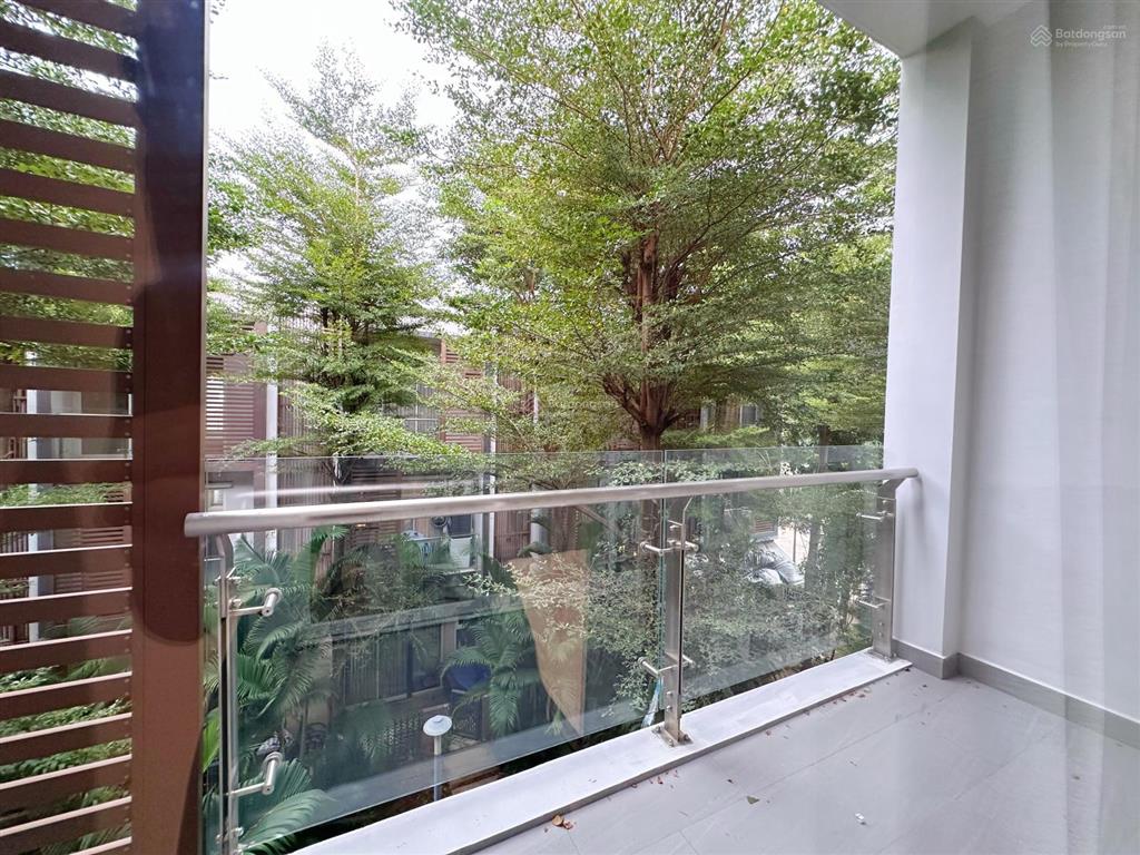 Cho thuê nhà phố tại palm residence, 74,2 triệu vnd, 102m2, đẹp, nhà mới