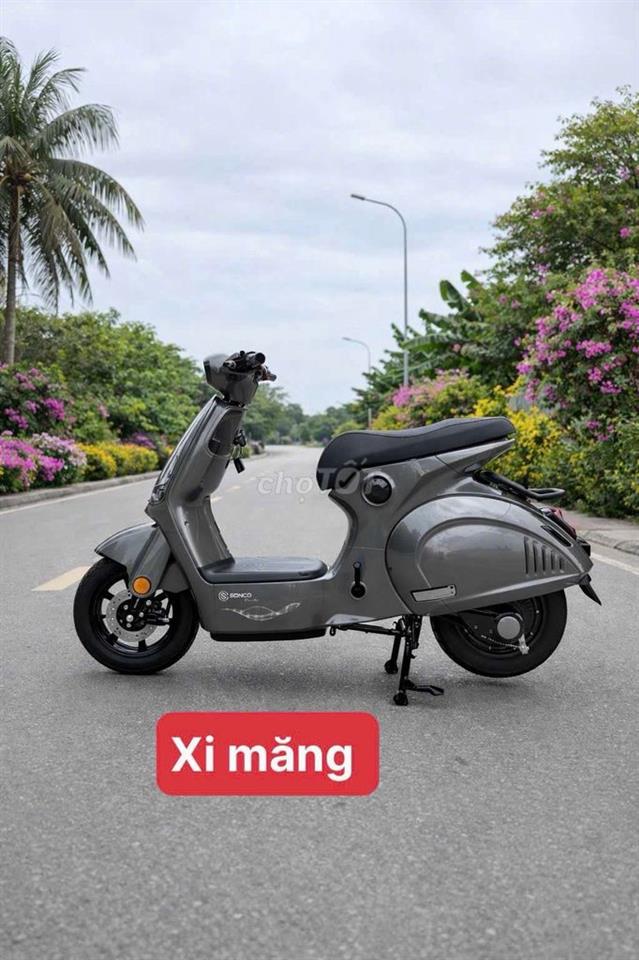 cần để lại miếng đất vuông đẹp 10 x 12 gần lộ lớn