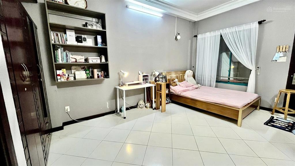Phòng cho thuê đầy đủ nội thất. gần khu vực sân bay