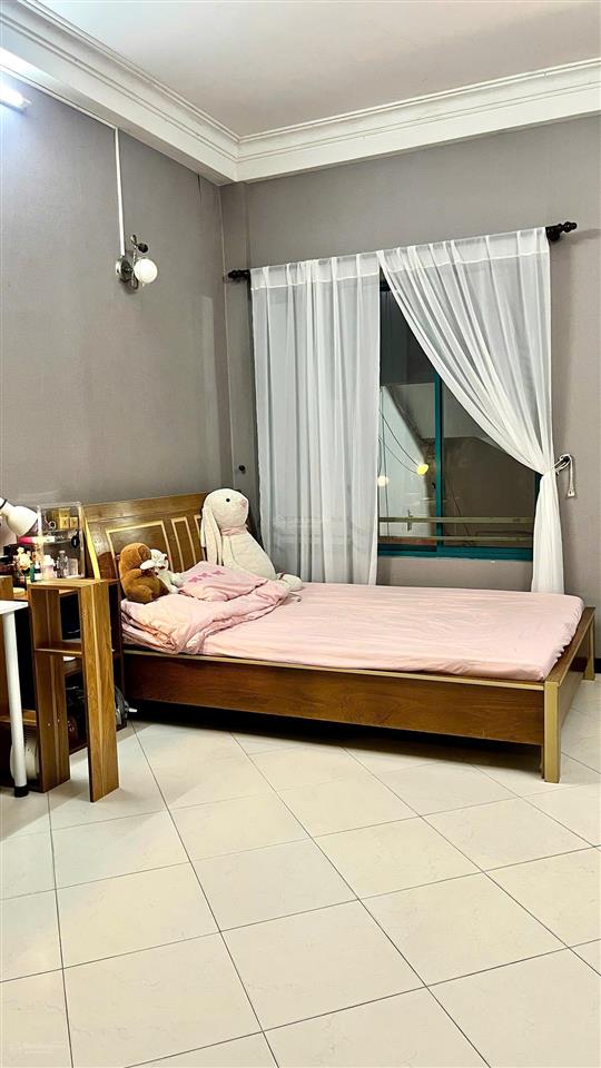 Phòng cho thuê đầy đủ nội thất. gần khu vực sân bay