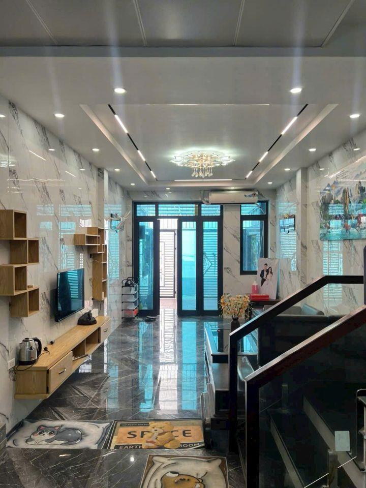 Đức Thượng-Hoài Đức. Nhà đẹp sẵn ở! Sát phố tiện ích vô vàn. 96m2, 7.4 tỷ