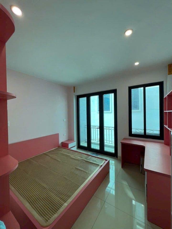 Đức Thượng-Hoài Đức. Nhà đẹp sẵn ở! Sát phố tiện ích vô vàn. 96m2, 7.4 tỷ