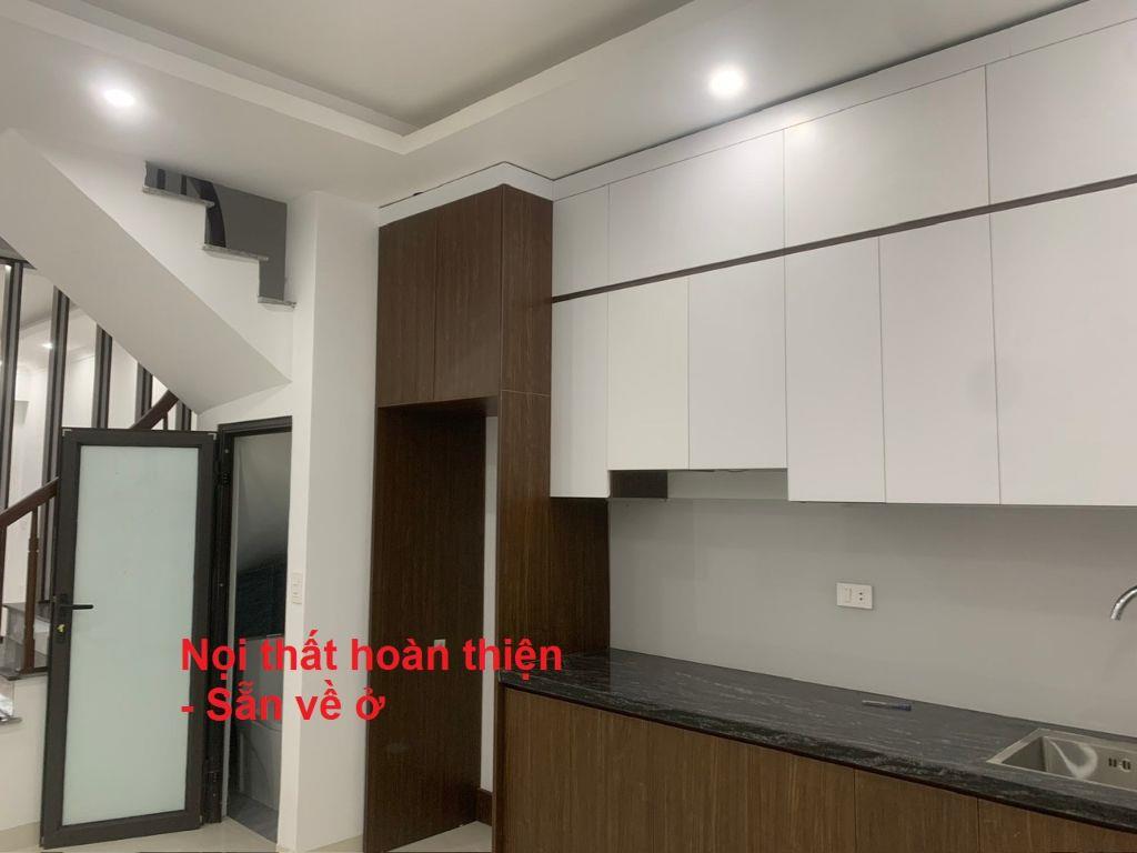 Bán nhà Lũng Kênh - Đức Giang. Đơn lập 3 thoáng. Ô tô đỗ cửa. 44m. 6.3 tỷ