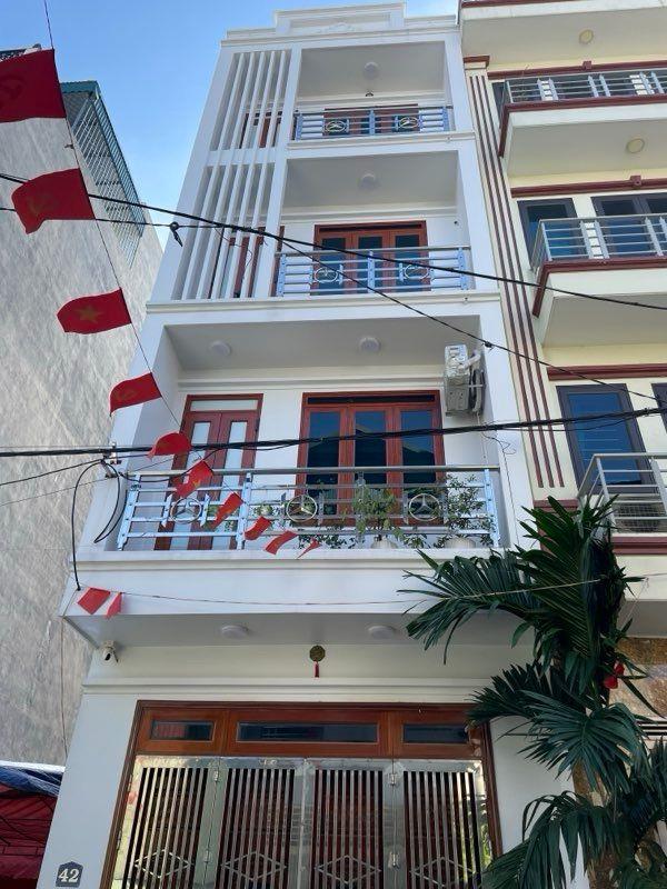 Bán nhà Đức Thượng - Hoài Đức. 62m*5 tầng Thang máy. Vỉa hè-Ôtô tránh. Kd-Vp.