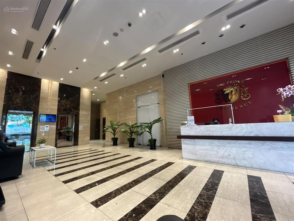 Cho thuê văn phòng the prince residence, 14m2  5 triệu