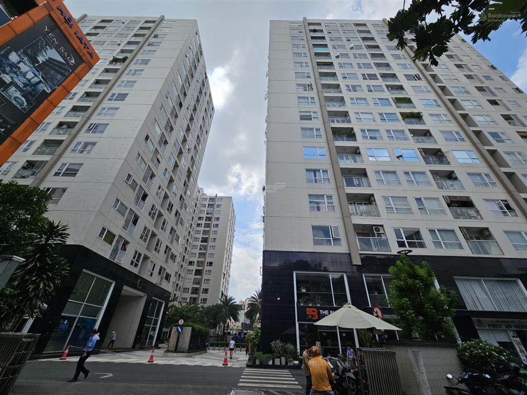 Tôi cần bán officetel sky center, dt 36m2  giá 2,6 tỷ