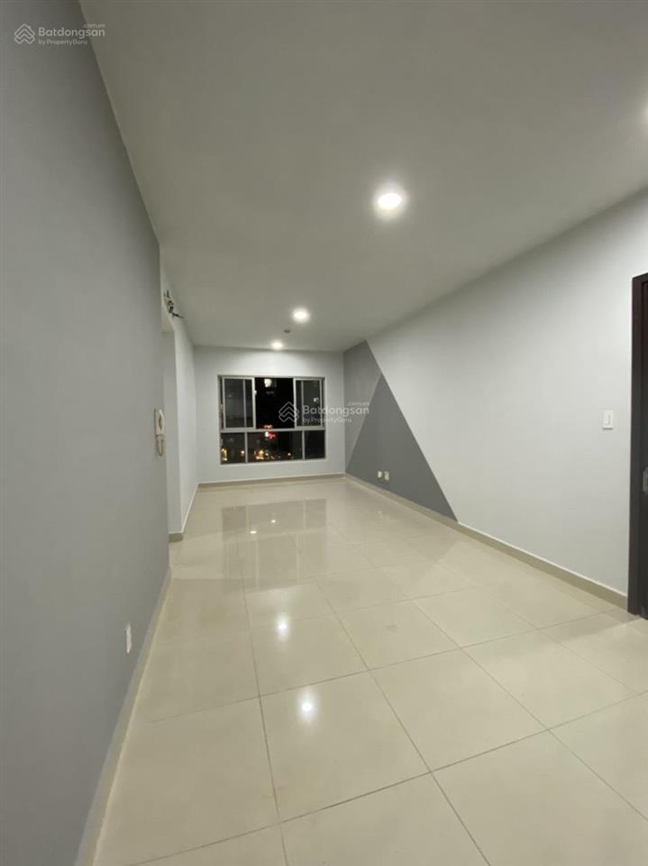 Căn góc 95m ruby celadon city  3pn có kho, view thoáng  giá chỉ 13.5tr
