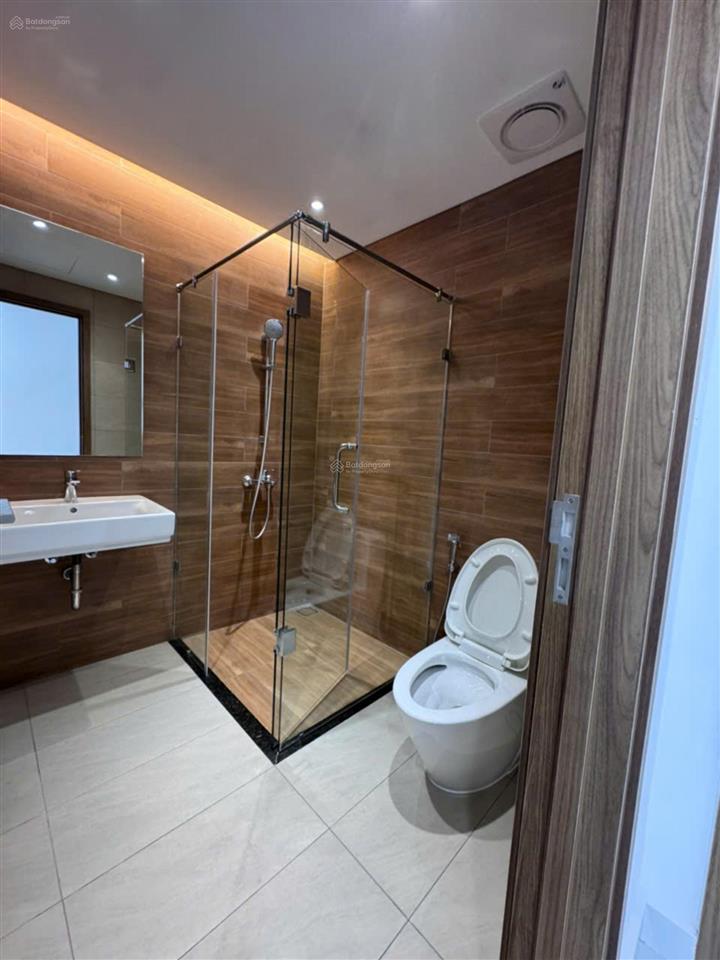 Căn hộ diamond alnata plus  86m2, 2pn, 2wc  giá thuê chỉ 16 tr/tháng, miễn phí ô đậu xe hơi