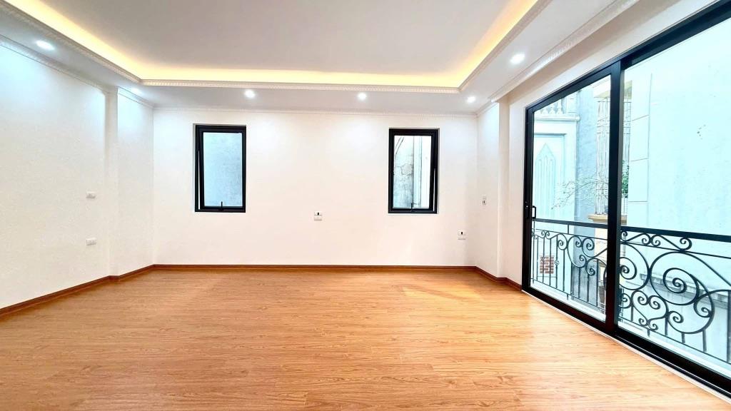 SIÊU PHẦM THUỴ KHUÊ TÂY HỒ LÔ GÓC 52M 7 TẦNG THANG MÁY NHỈNH 16 TỶ TL MẠNH