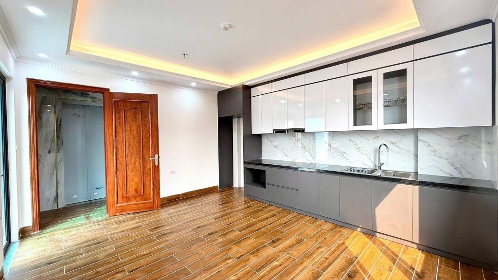 SIÊU PHẦM THUỴ KHUÊ TÂY HỒ LÔ GÓC 52M 7 TẦNG THANG MÁY NHỈNH 16 TỶ TL MẠNH