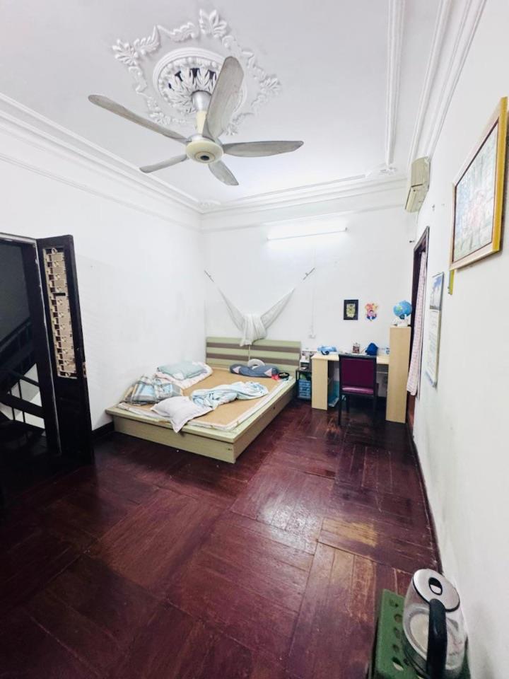 BÁN GẤP CHIA TÀI SẢN NHÀ PHÂN LÔ VIP LÁNG HẠ GIẢNG VÕ BA ĐÌNH 90M2 MT 6M OTO TRÁNH SÁT PHỐ 