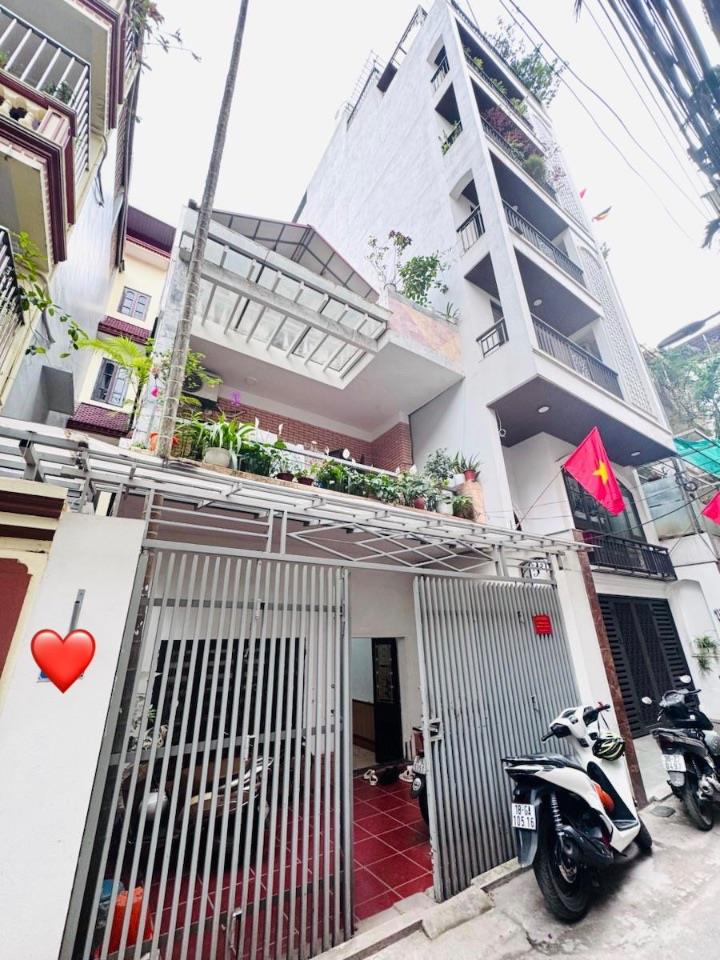 BÁN GẤP CHIA TÀI SẢN NHÀ PHÂN LÔ VIP LÁNG HẠ GIẢNG VÕ BA ĐÌNH 90M2 MT 6M OTO TRÁNH SÁT PHỐ 