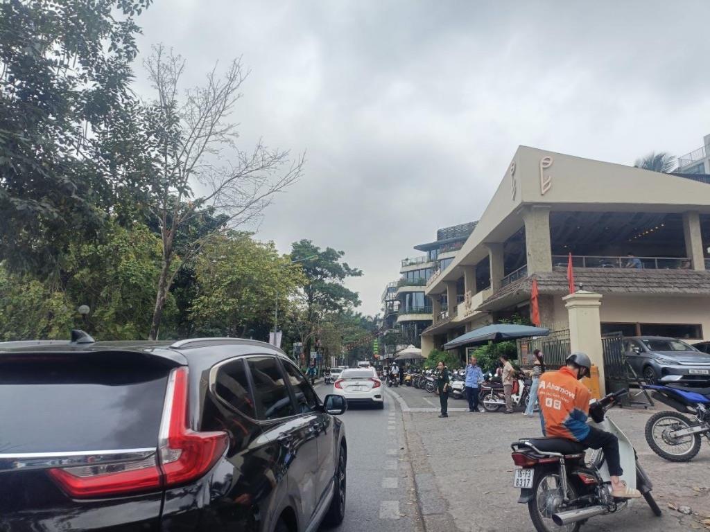 GIẢM CHÀO CẢ TỶ BÁN GẤP PHÂN LÔ OTO TRÁNH TRÍCH SÀI 55M 6 TẦNG THANG MÁY MT 5M NHỈNH 19 TỶ TL MẠNH