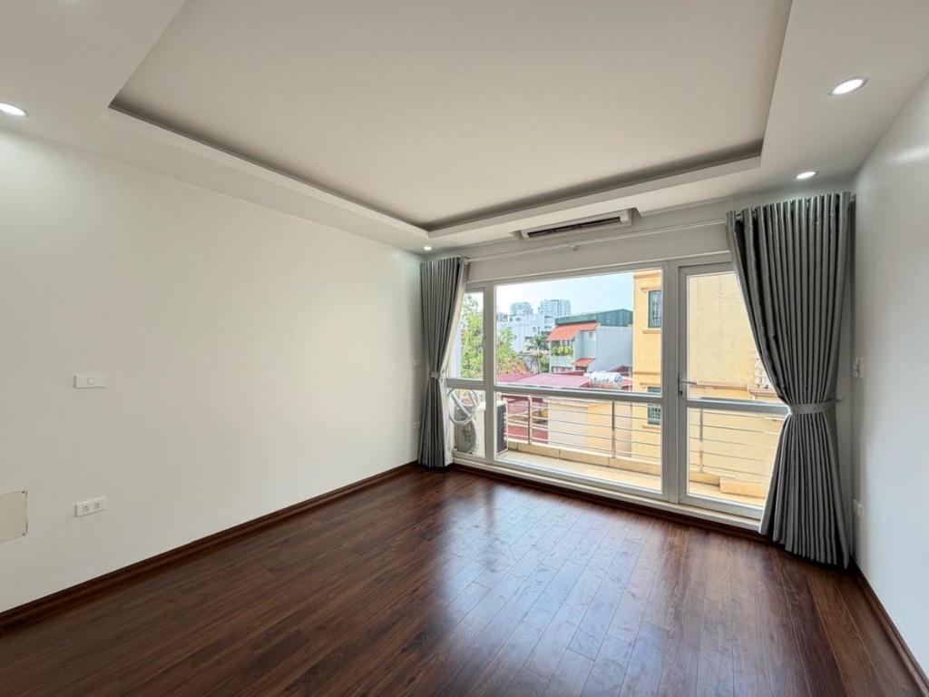 GIẢM CHÀO CẢ TỶ BÁN GẤP PHÂN LÔ OTO TRÁNH TRÍCH SÀI 55M 6 TẦNG THANG MÁY MT 5M NHỈNH 19 TỶ TL MẠNH