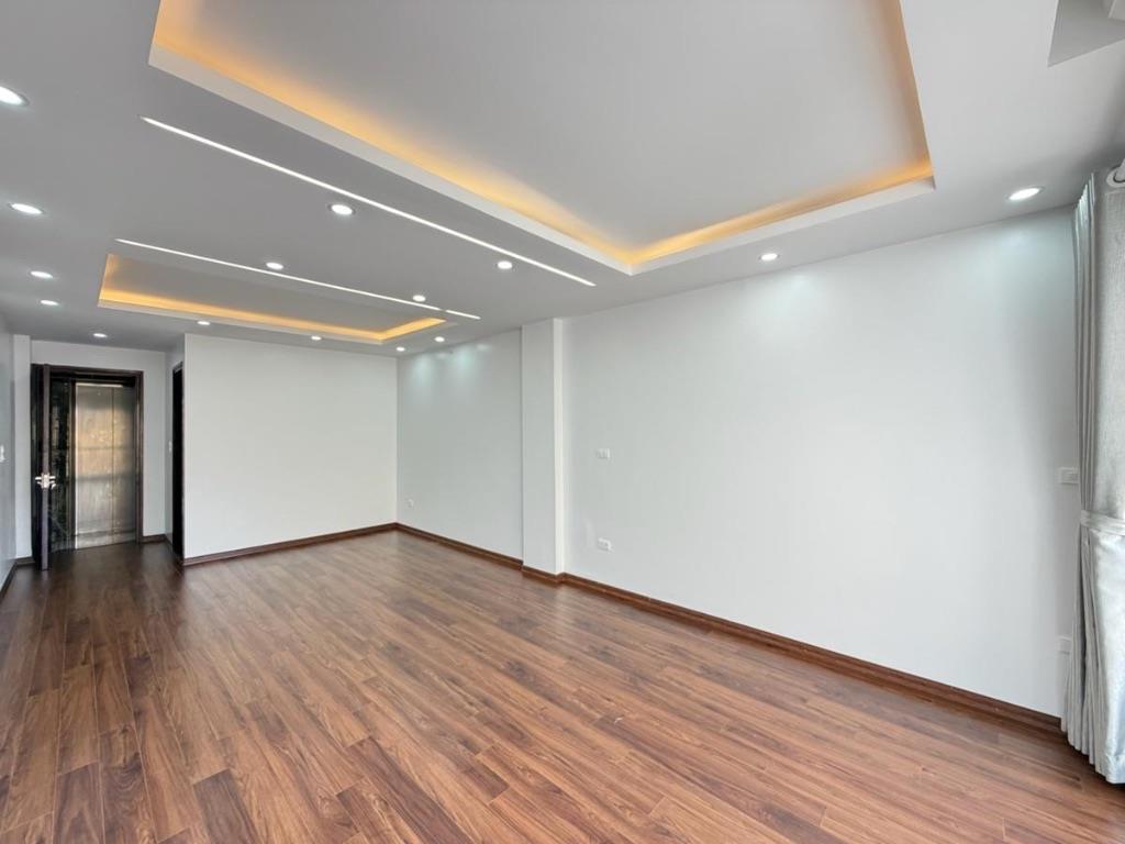 GIẢM CHÀO CẢ TỶ BÁN GẤP PHÂN LÔ OTO TRÁNH TRÍCH SÀI 55M 6 TẦNG THANG MÁY MT 5M NHỈNH 19 TỶ TL MẠNH