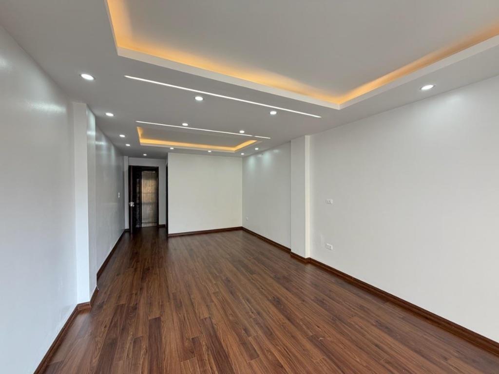 GIẢM CHÀO CẢ TỶ BÁN GẤP PHÂN LÔ OTO TRÁNH TRÍCH SÀI 55M 6 TẦNG THANG MÁY MT 5M NHỈNH 19 TỶ TL MẠNH