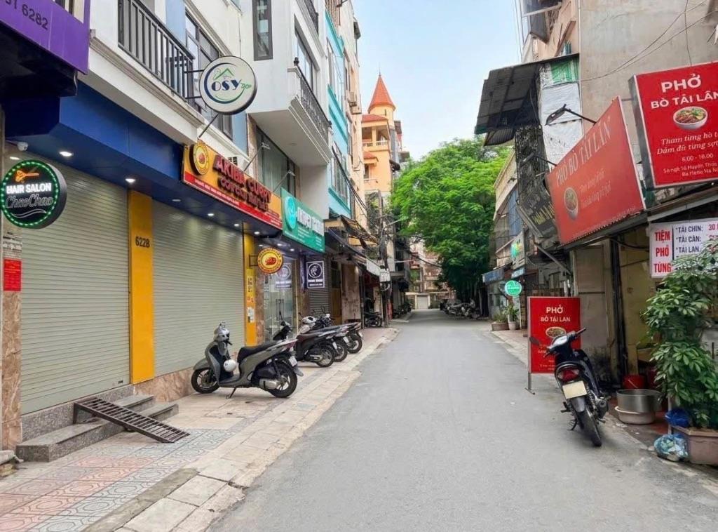 🔥 NHỈNH 16 TỶ – NHÀ NGUYỄN CHÍ THANH 40M² x 4 TẦNG – PHÂN LÔ VỈA HÈ – Ô TÔ TRÁNH – KINH DOANH ĐỈNH