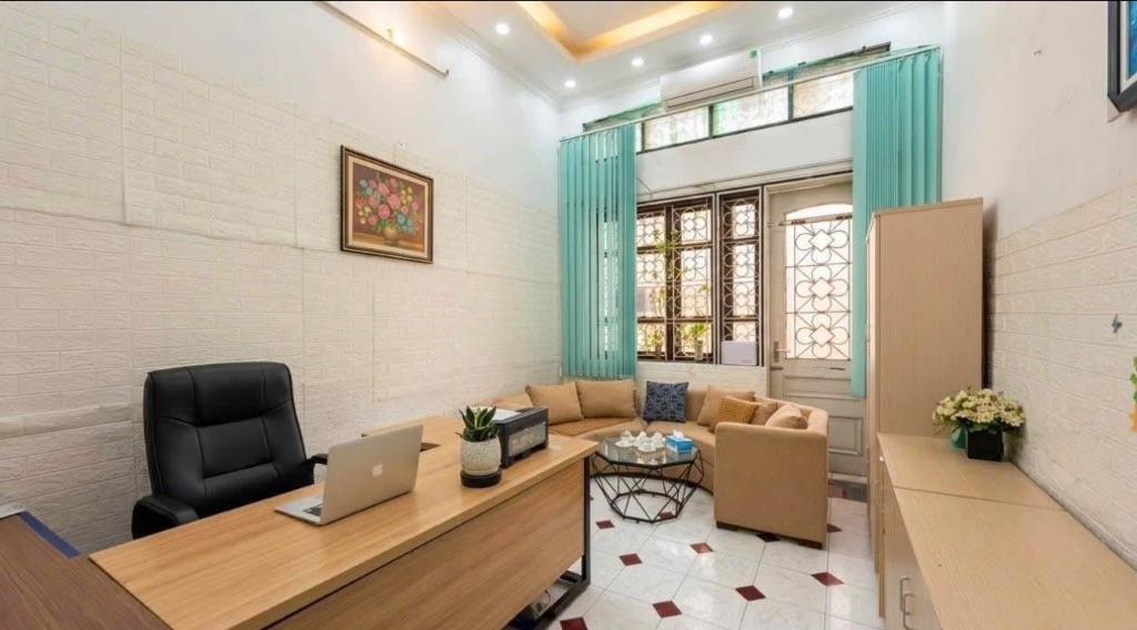 🔥 NHỈNH 16 TỶ – NHÀ NGUYỄN CHÍ THANH 40M² x 4 TẦNG – PHÂN LÔ VỈA HÈ – Ô TÔ TRÁNH – KINH DOANH ĐỈNH