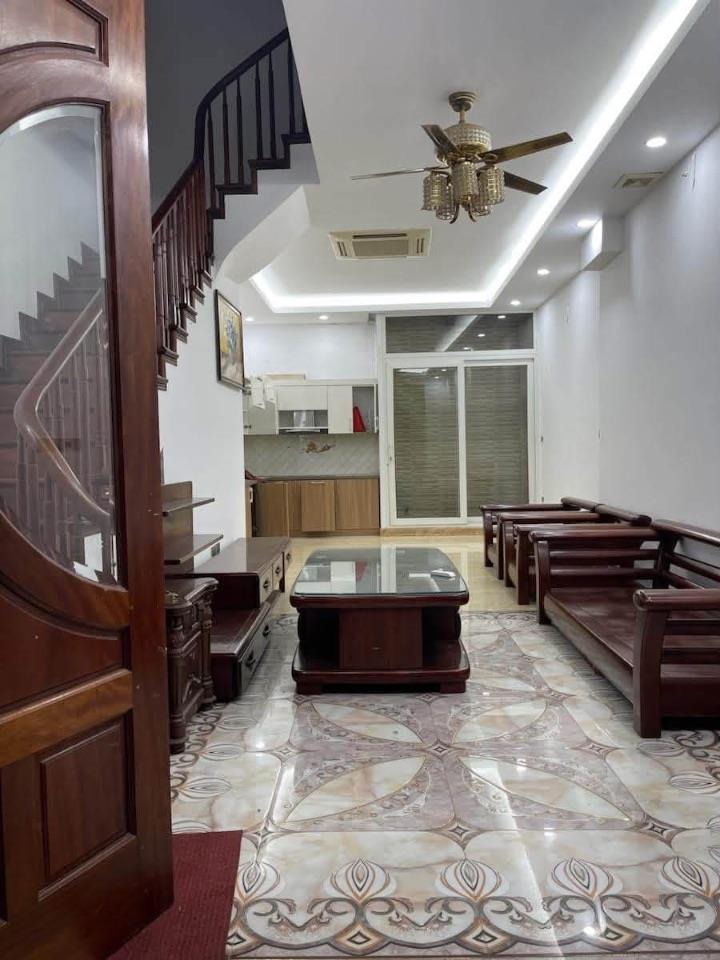 HƠN 20 TỶ – SIÊU PHẨM SAU NHÀ MẶT HỒ TÂY – 60M² x 6 TẦNG – LÔ GÓC – VIEW TRỌN HỒ – Ô CHỜ THANG MÁY