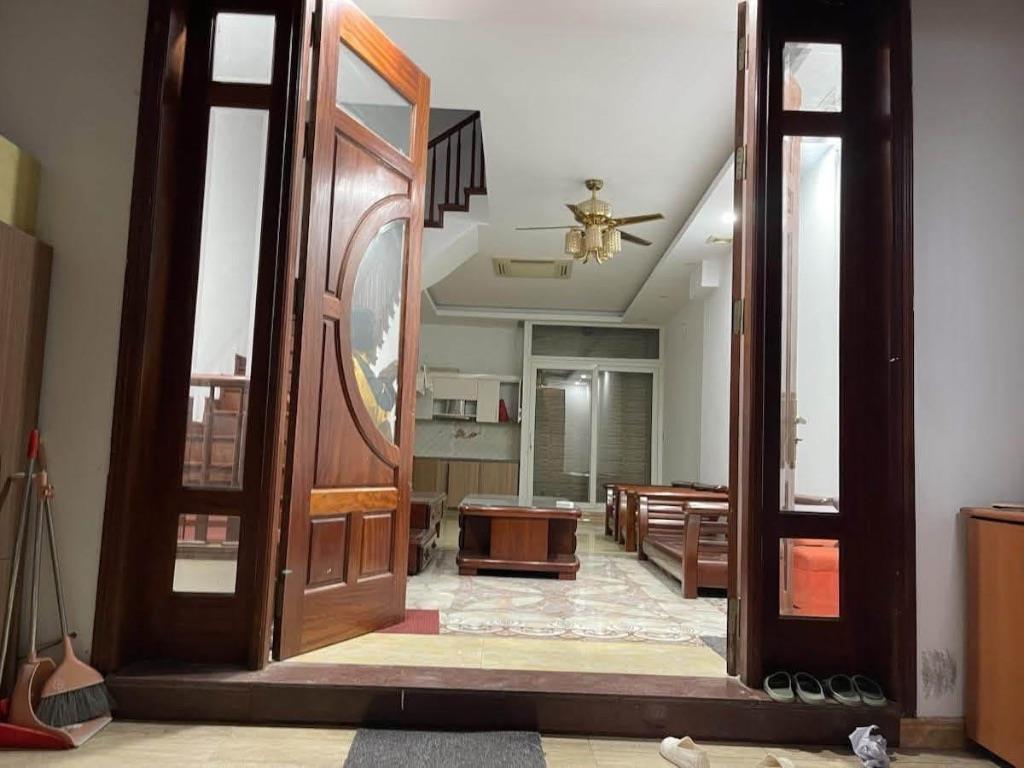HƠN 20 TỶ – SIÊU PHẨM SAU NHÀ MẶT HỒ TÂY – 60M² x 6 TẦNG – LÔ GÓC – VIEW TRỌN HỒ – Ô CHỜ THANG MÁY