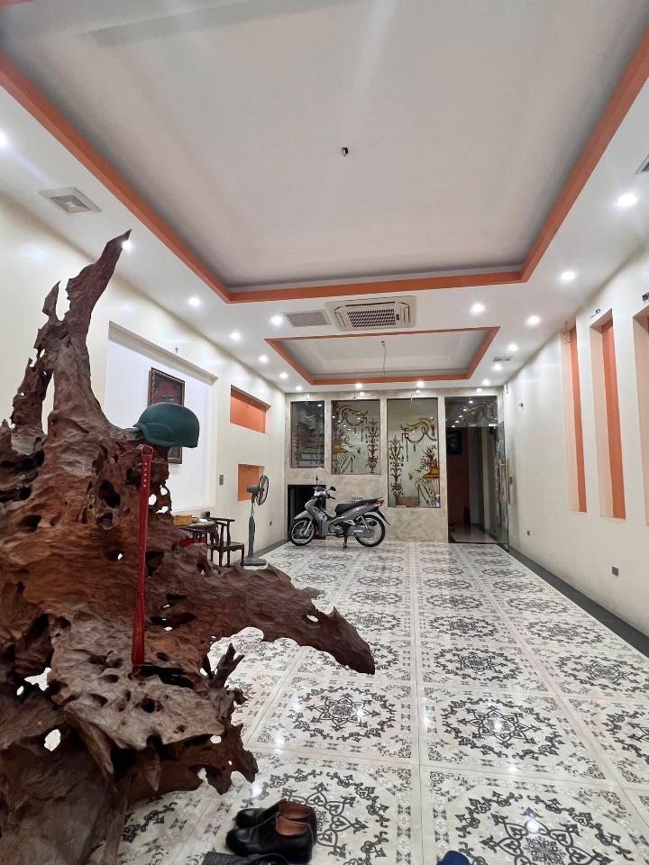 SIÊU PHẨM TÂY HỒ 88M² – CHỦ TỰ XÂY – 6 TẦNG THANG MÁY VIEW HỒ – 2 THOÁNG – CÁCH HỒ TÂY200M
