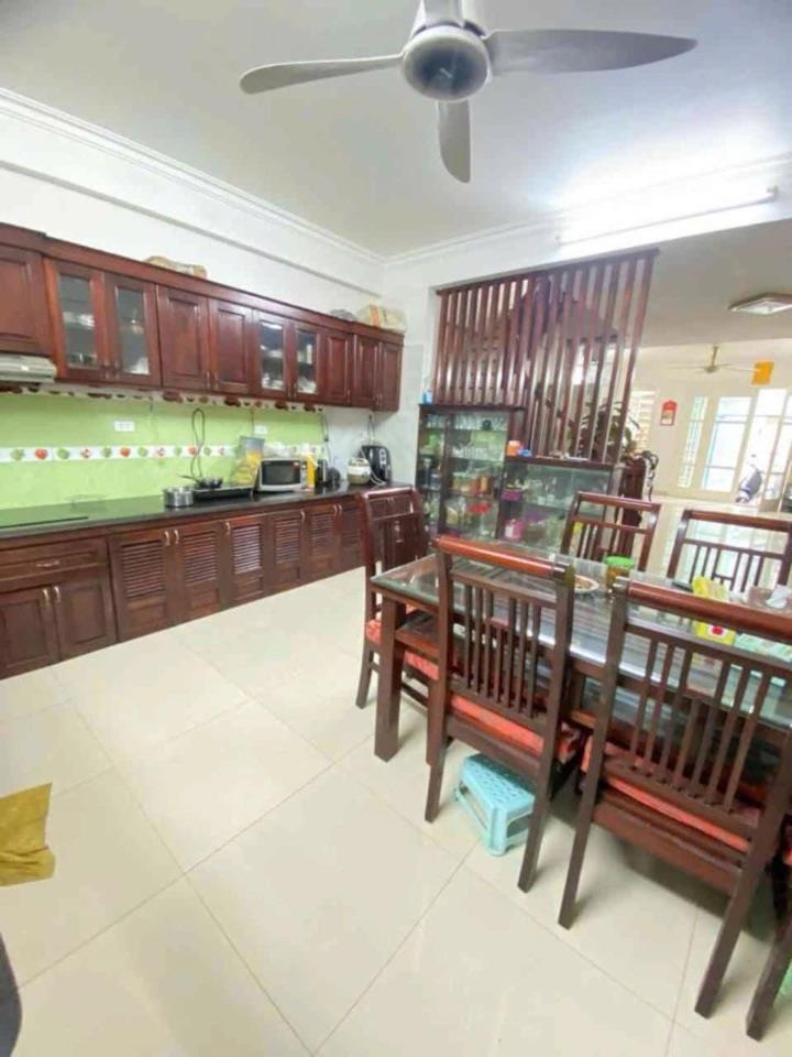 NỢ NGÂN HÀNG BÁN GẤP PHÂN LÔ LẠC LONG QUÂN TÂY HỒ 82M2 5 TẦNG NHỈNH 24 TỶ OTO KINH DOANH