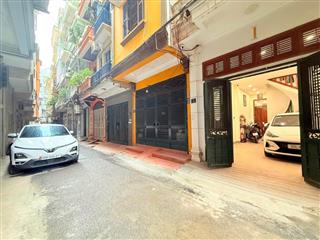 🚨 HIẾM! PHÂN LÔ CÁN BỘ SÁT HỒ HOÀNG CẦU – 2 THOÁNG – Ô TÔ VÀO NHÀ – 18 TỶ