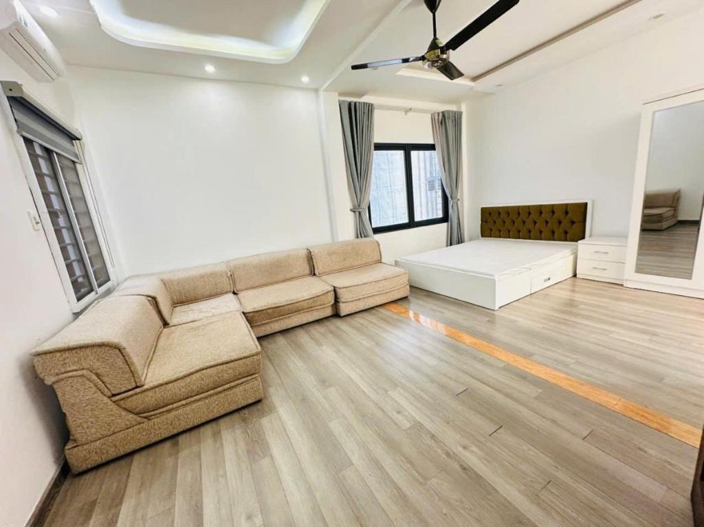 BÁN GẤP NHÀ RIÊNG SAU MẶT HỒ TÂY – 2 MẶT NGÕ – Ô TÔ ĐỖ CỔNG – VIEW HỒ – NHỈNH 18 TỶ TL MẠNH