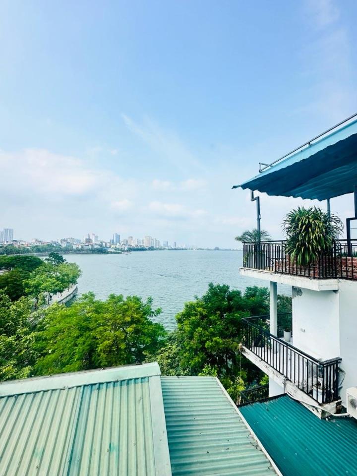 BÁN GẤP NHÀ RIÊNG SAU MẶT HỒ TÂY – 2 MẶT NGÕ – Ô TÔ ĐỖ CỔNG – VIEW HỒ – NHỈNH 18 TỶ TL MẠNH