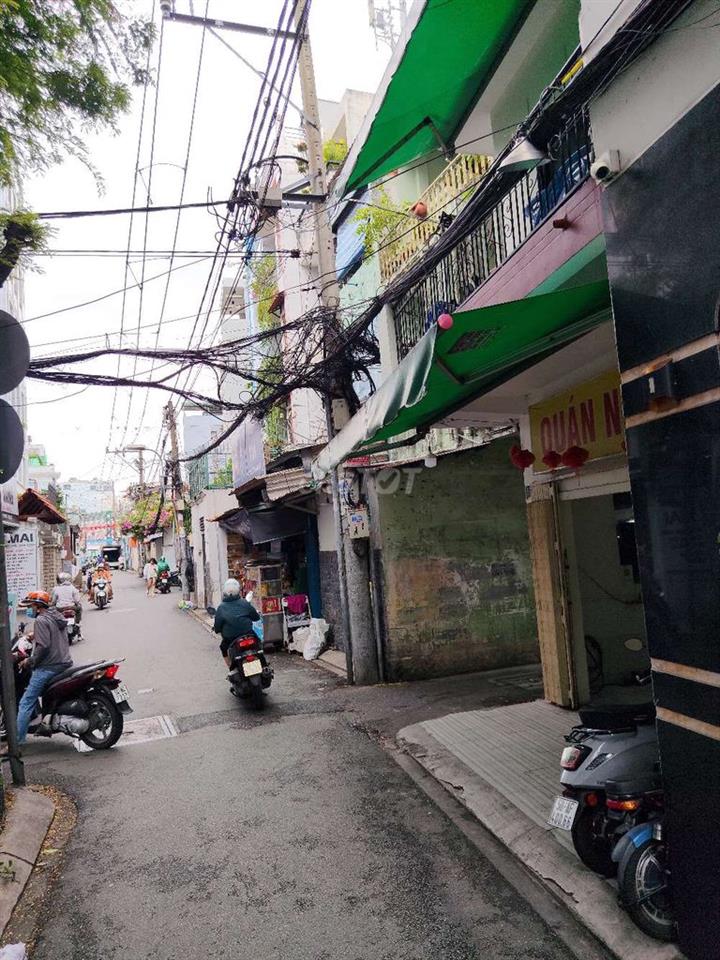 vạn kiếp.phố ẩm thực Phan xích long