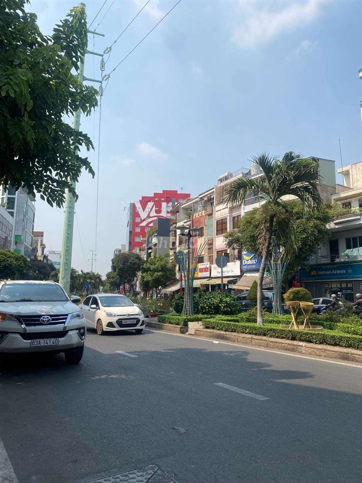 hiếm có khó tìm,100m2 5 lầu