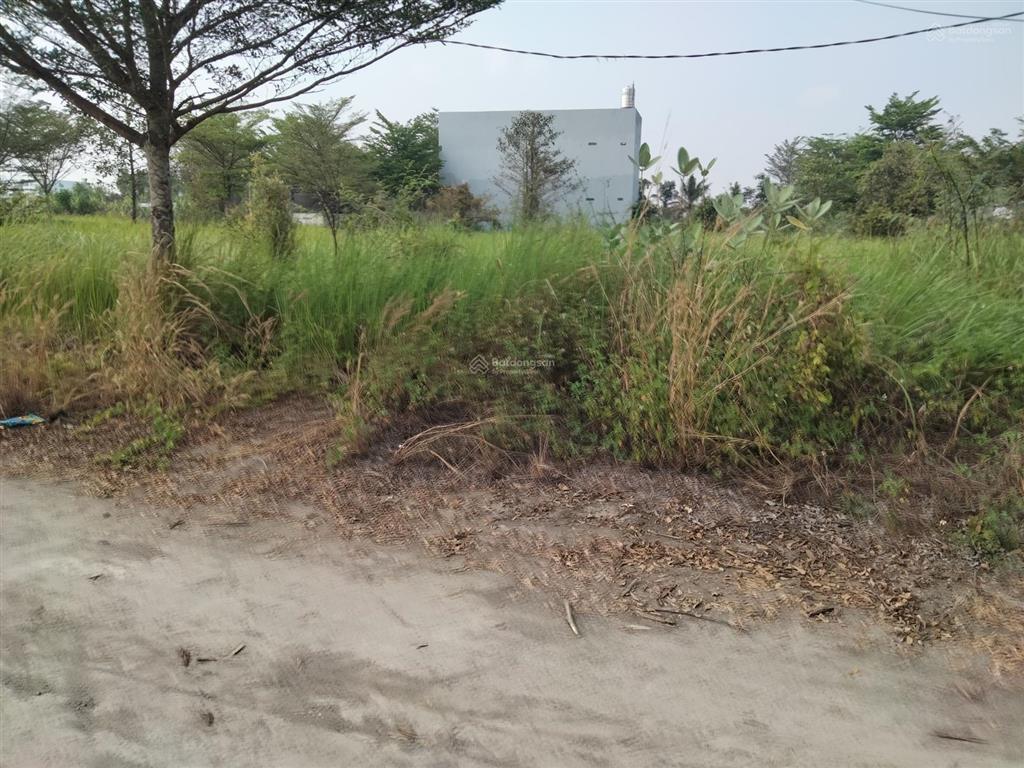 Bán đất thổ cư 5x22m (106m2) đường xe oto  giá rẻ